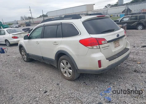 2010 Subaru Outback 2.5I Premium z USA, uszkodzony, nr VIN 4S4BRCCC3A3333777